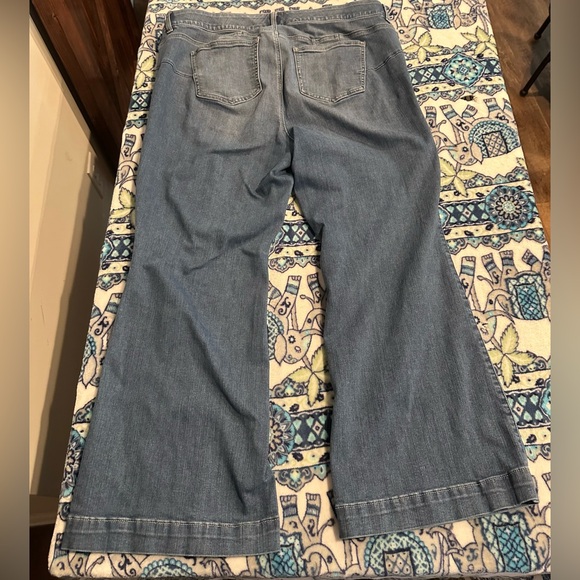 Torrid Bombshell Flare Jeans - Picture 2 of 4